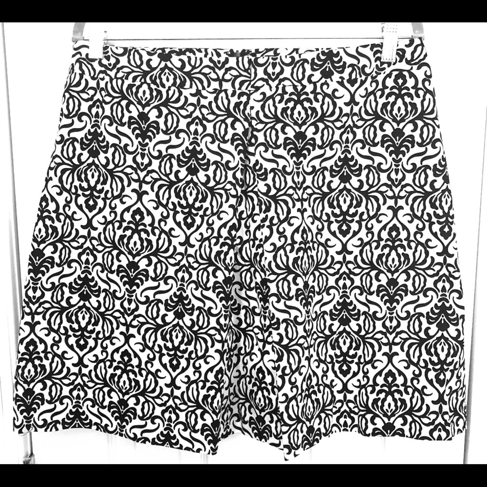 Valerie Bertinelli Black & White Skirt